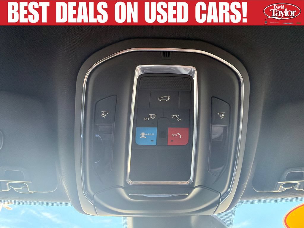 Used 2023 Jeep Grand Cherokee Limited AWD/4WD image 16