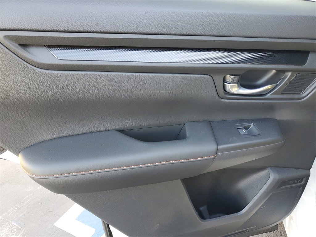 Used 2025 Honda CR-V Sport-L image 18