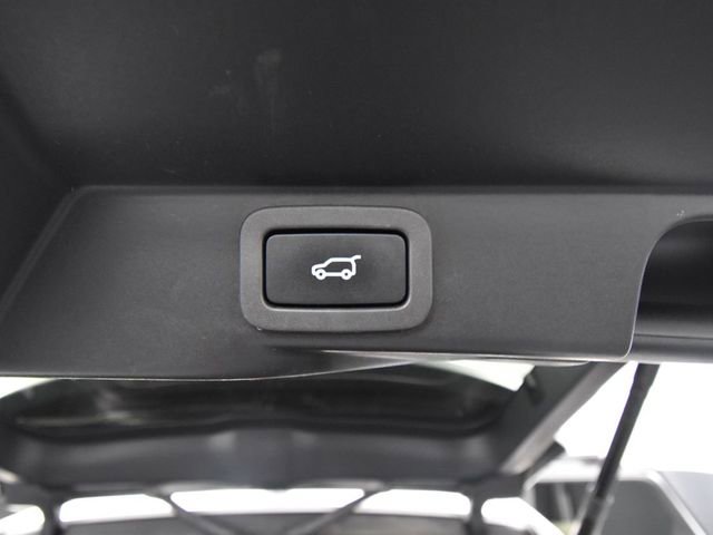 Used 2016 Land Rover Range Rover Sport HSE image 36