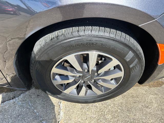 Certified 2023 Chrysler Pacifica Touring-L image 24