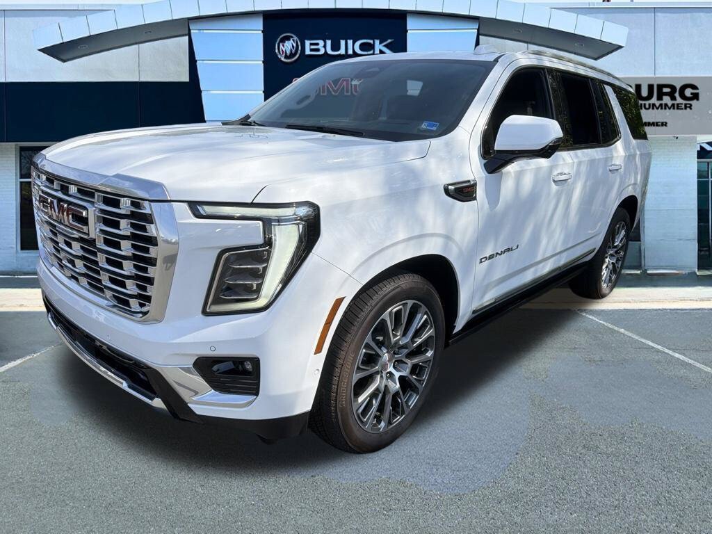 New 2026 GMC Yukon Denali w/ Denali Reserve Package AWD/4WD image 3