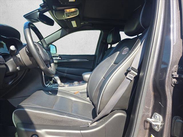 Used 2020 Jeep Grand Cherokee Overland AWD/4WD image 14