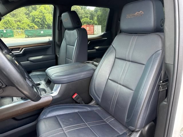 Used 2024 Chevrolet Silverado 1500 High Country AWD/4WD image 13