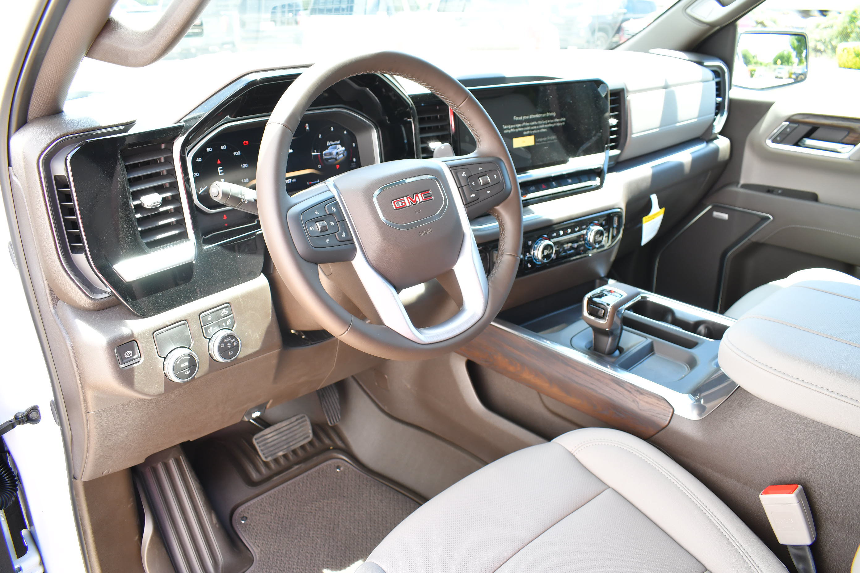 New 2026 GMC Sierra 1500 SLT w/ SLT Premium Plus Package RWD image 16