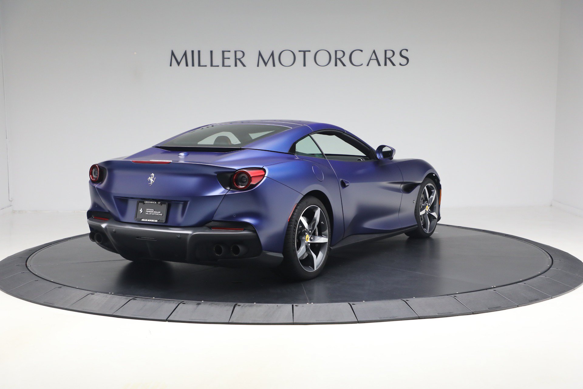 Certified 2023 Ferrari Portofino M RWD image 32