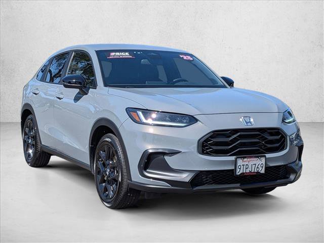 Used 2025 Honda HR-V Sport image 3