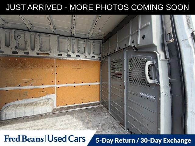 Used 2018 Nissan NV 2500 SV w/ Navigation Package image 15