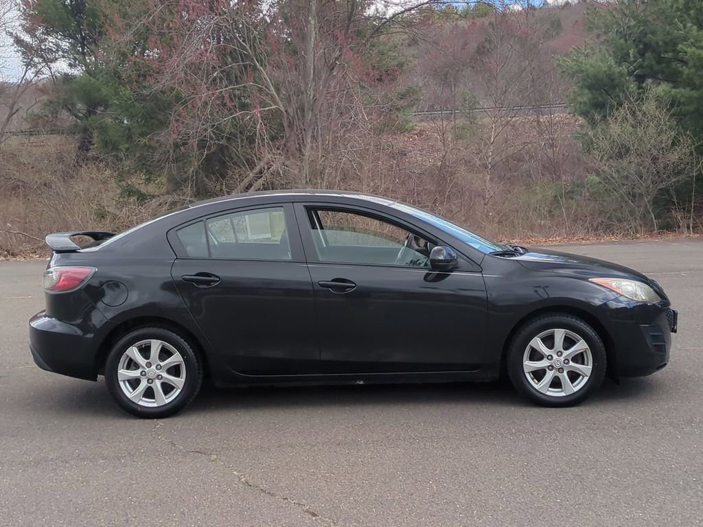 Used 2010 MAZDA MAZDA3 i Touring FWD image 3