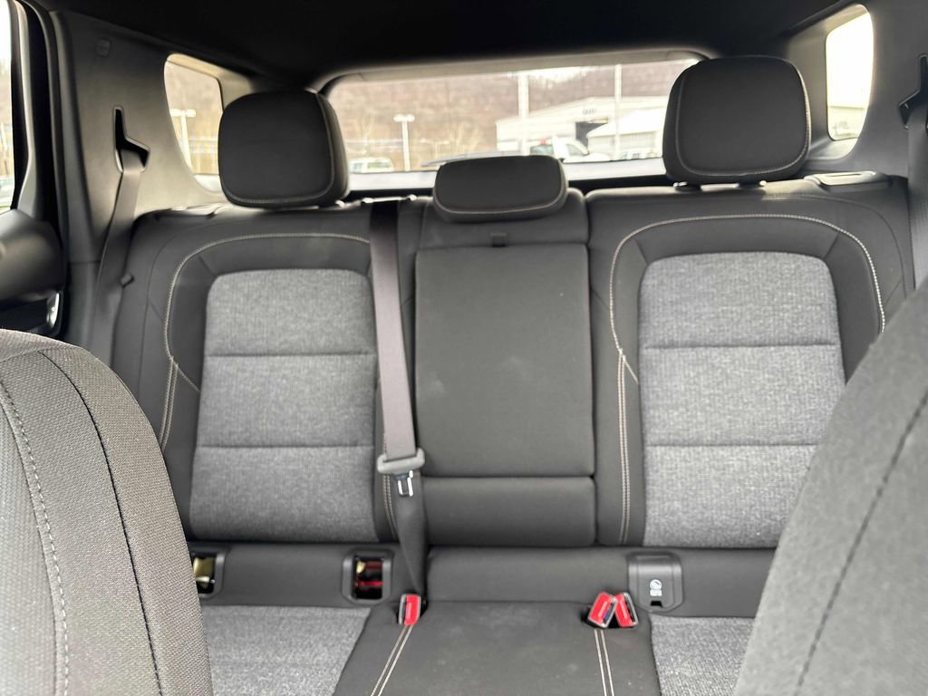 Used 2026 GMC Terrain Elevation image 22