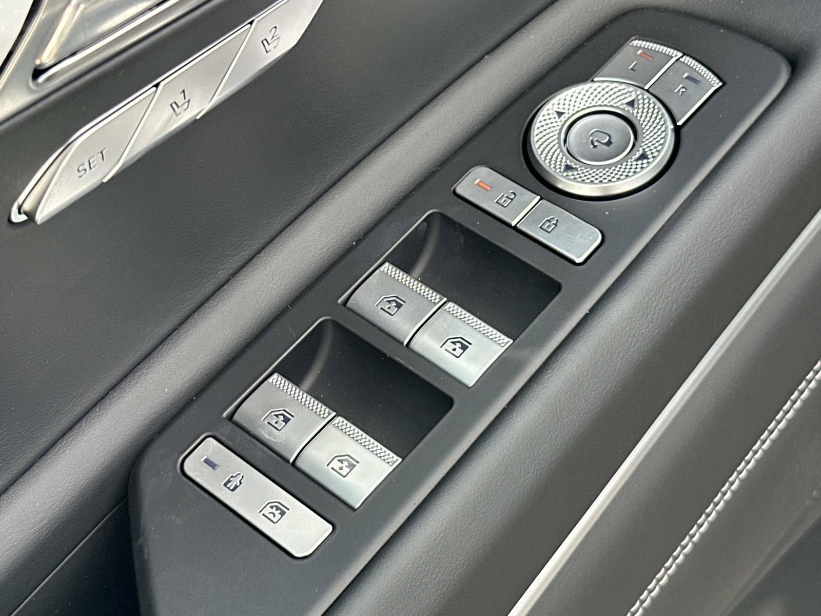 New 2027 Genesis GV80 2.5T AWD/4WD image 25