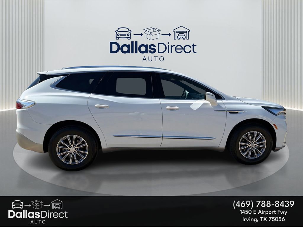 Used 2023 Buick Enclave Essence image 5