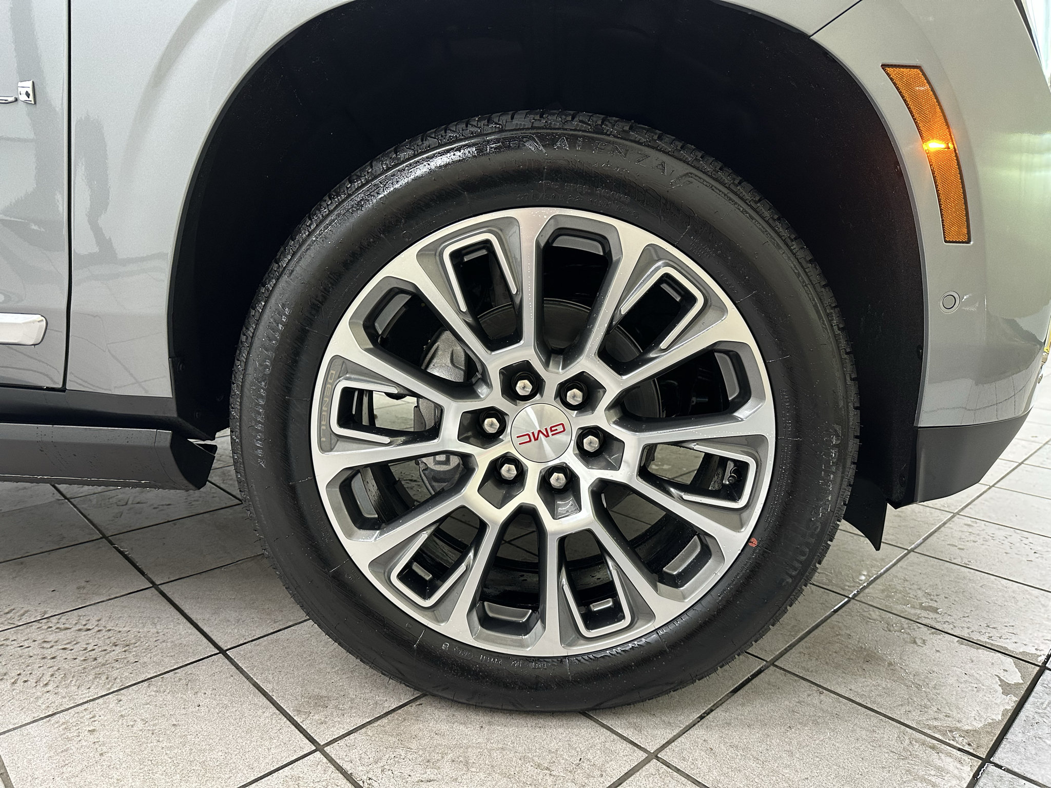New 2027 GMC Yukon Denali w/ Sun & Power Step Package AWD/4WD image 15