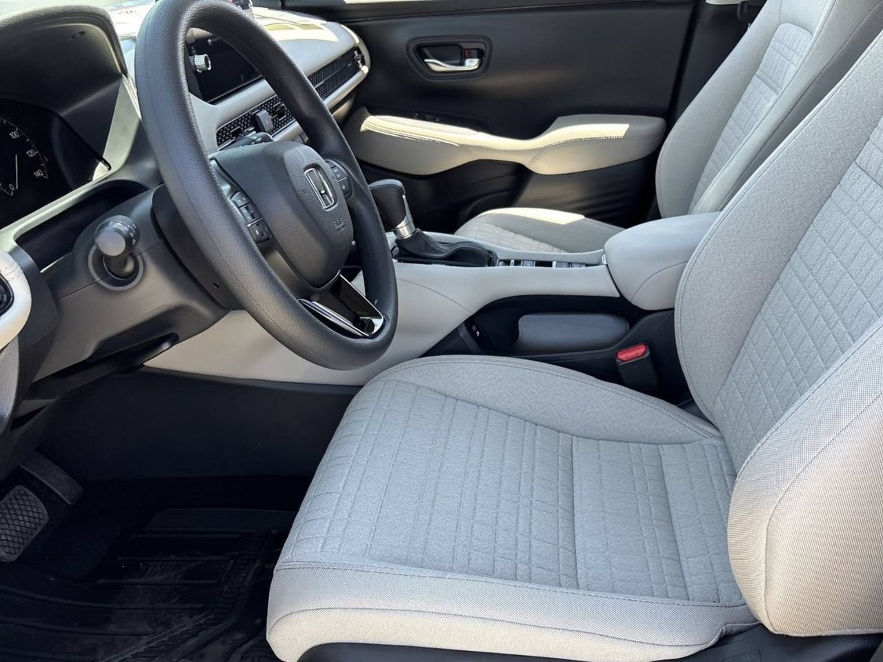 New 2027 Honda HR-V LX image 15
