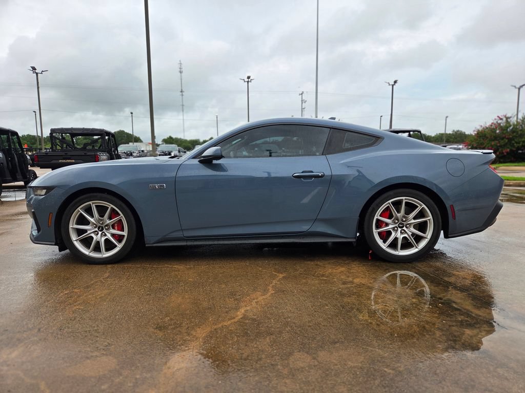 Used 2024 Ford Mustang GT Premium RWD image 8