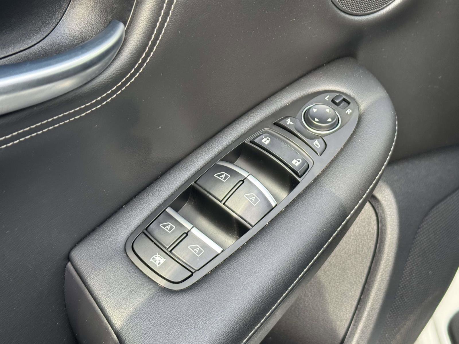 Used 2023 INFINITI QX55 Luxe w/ Cargo Package image 29