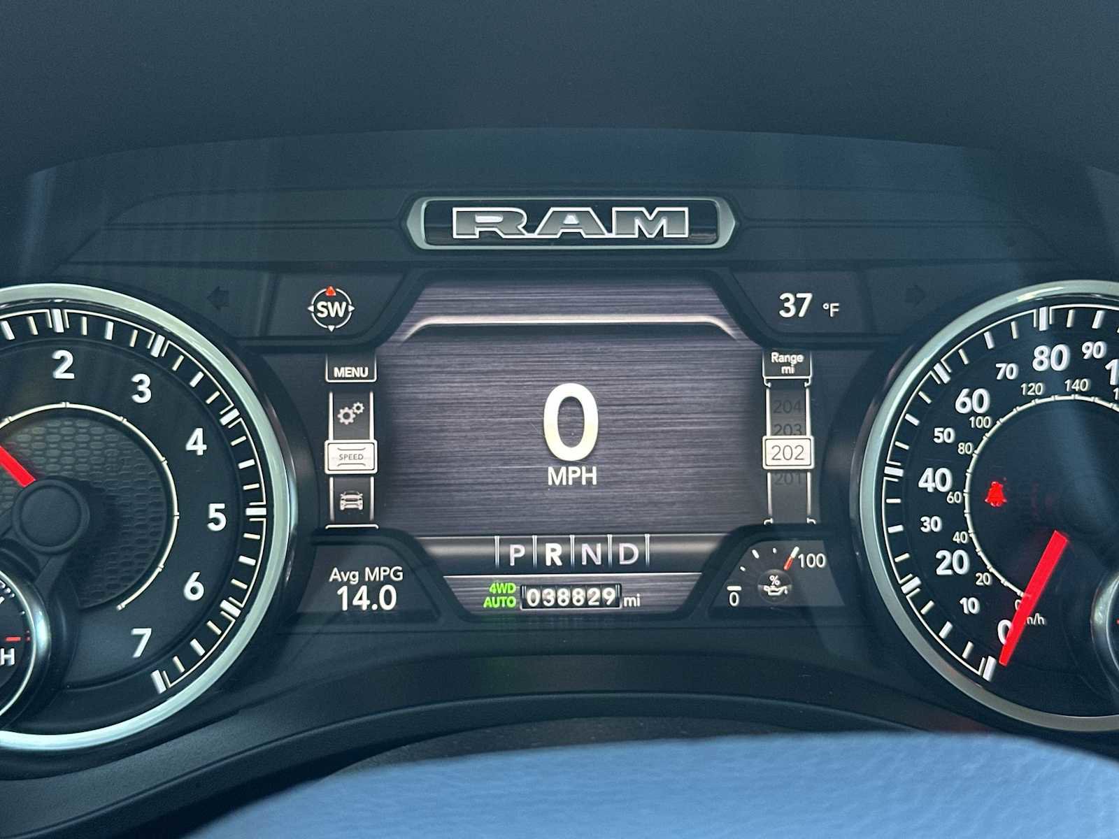 Used 2020 RAM 1500 Laramie image 10