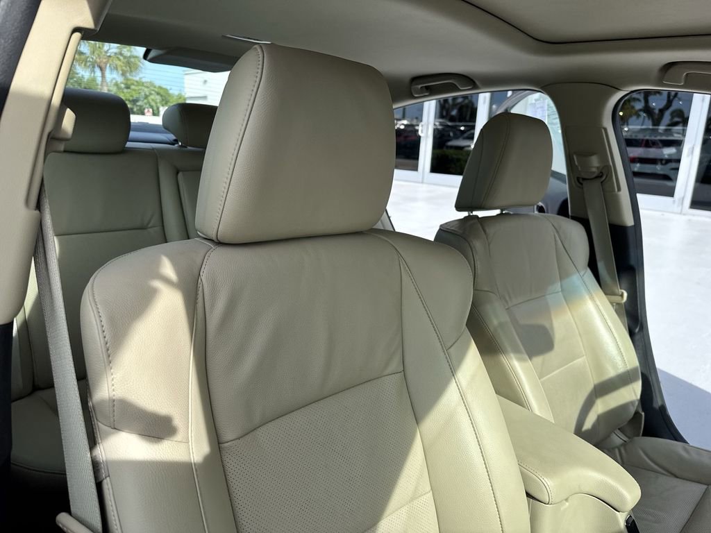 Used 2015 Acura ILX w/ Technology Package FWD image 45