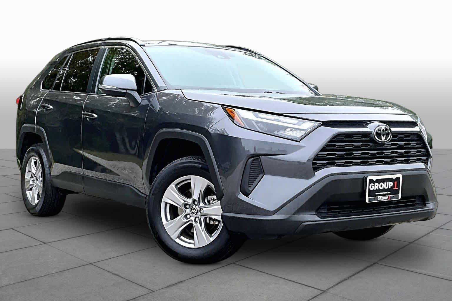 Used 2025 Toyota RAV4 XLE w/ Convenience Package AWD/4WD image 3