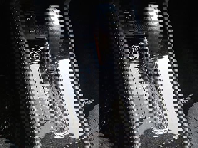 Certified 2024 Nissan Kicks SV image 15