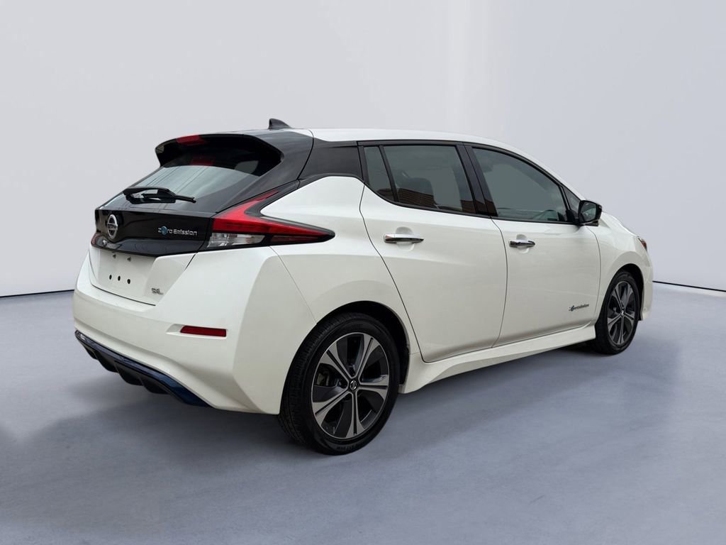 Used 2018 Nissan Leaf SL w/ SL Technology Package video 3