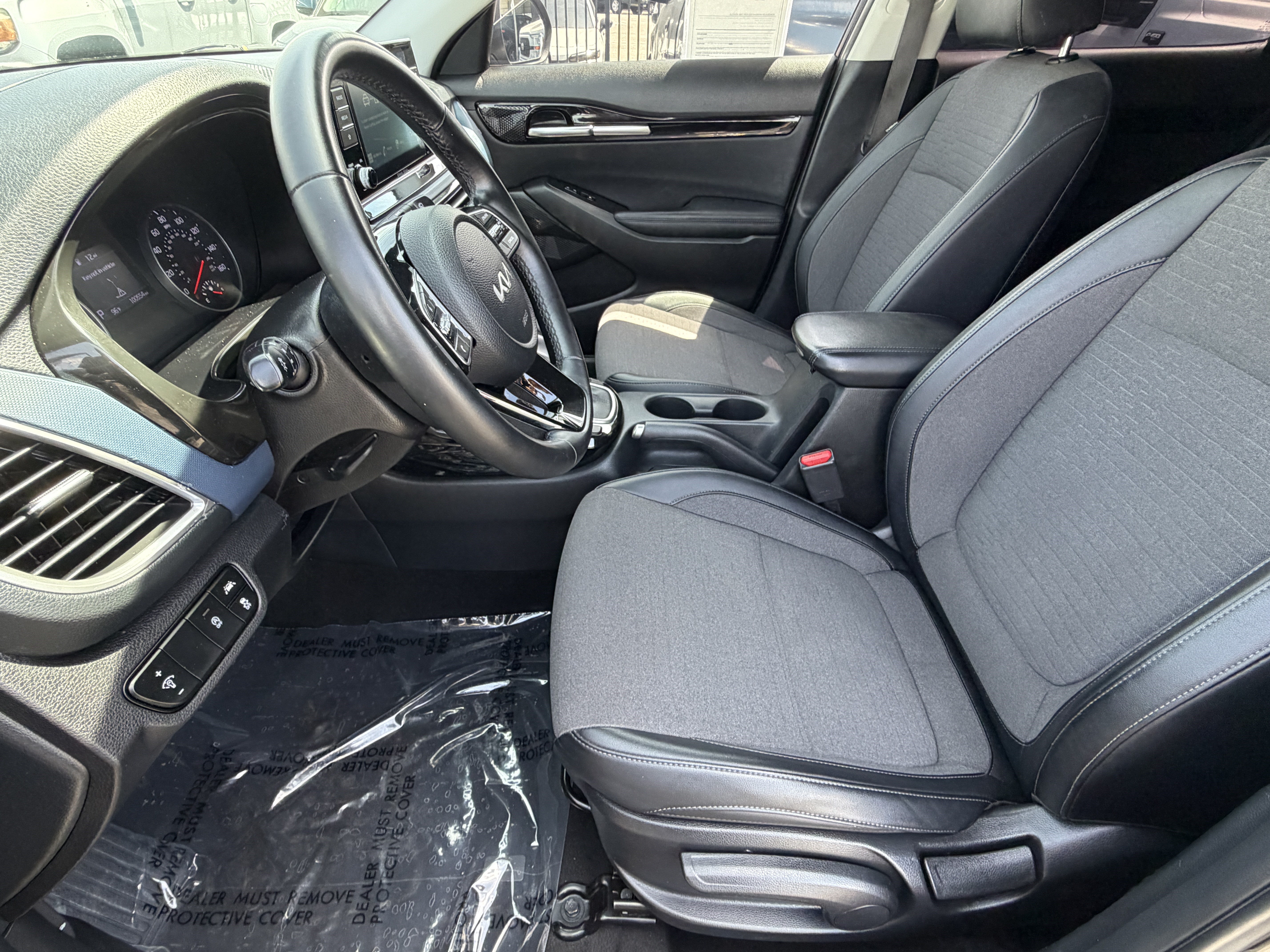 Used 2023 Kia Seltos S FWD image 15