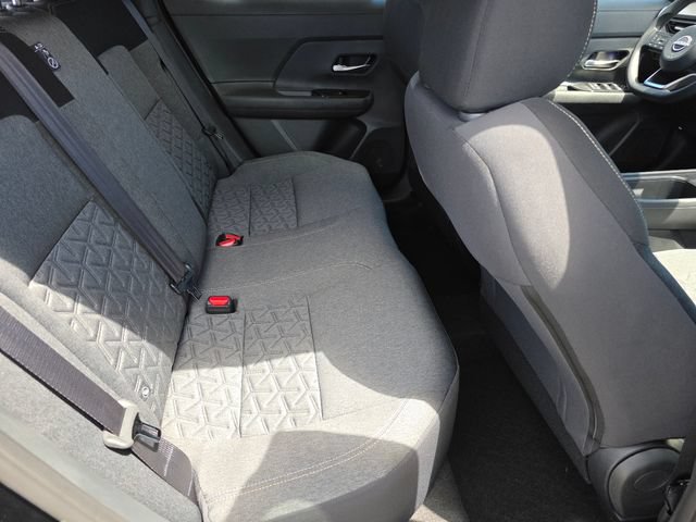 New 2026 Nissan Kicks SV w/ Cold Weather Package AWD/4WD image 19