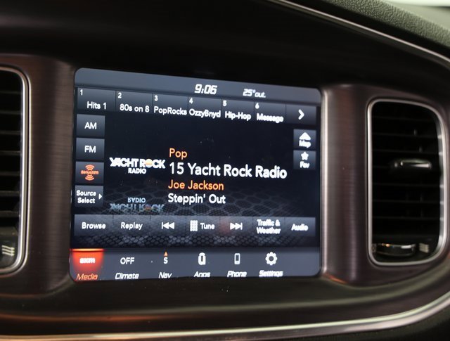 Used 2018 Dodge Charger R/T Scat Pack image 12