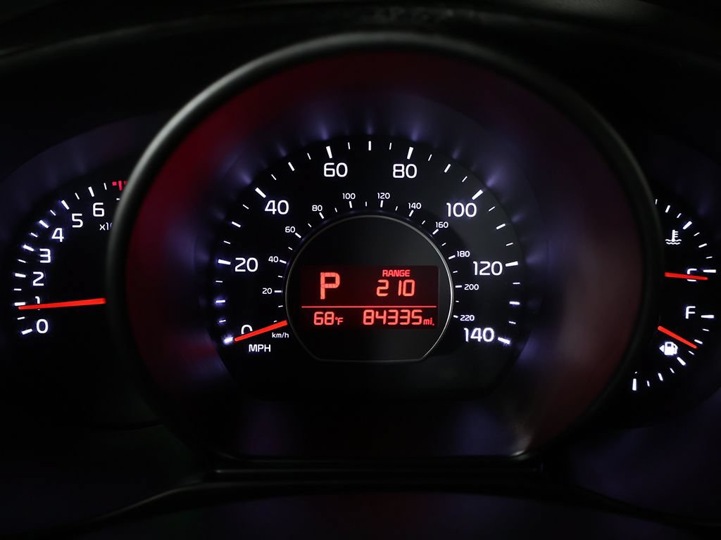 Used 2017 Kia Soul + FWD image 34