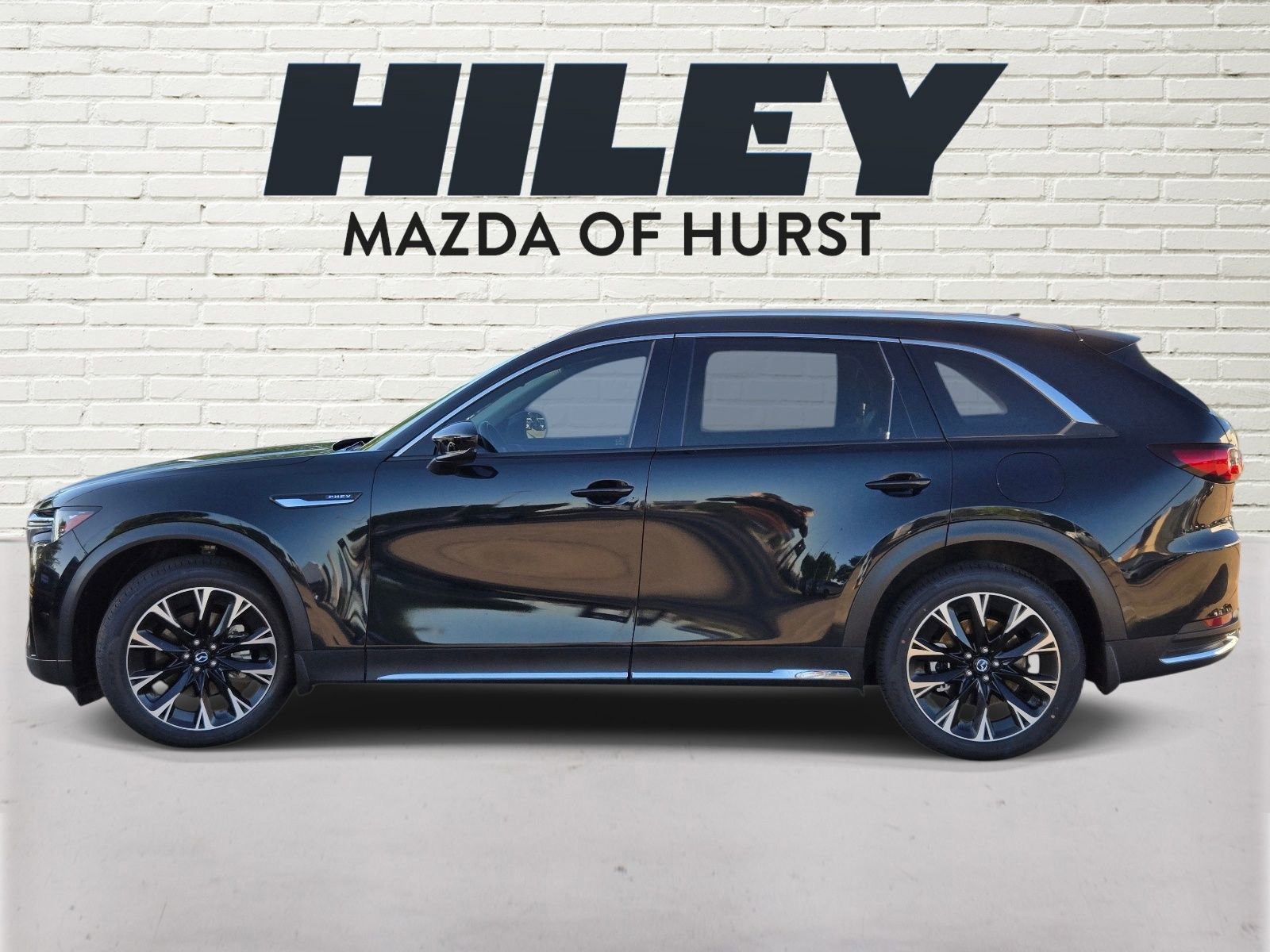 Certified 2024 MAZDA CX-90 Plug-In Hybrid w/ Premium Pkg image 3