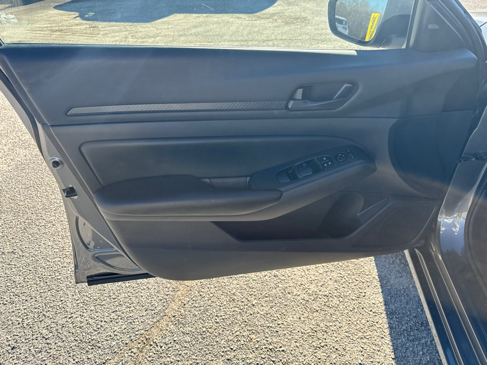 Used 2024 Nissan Altima 2.5 S image 10