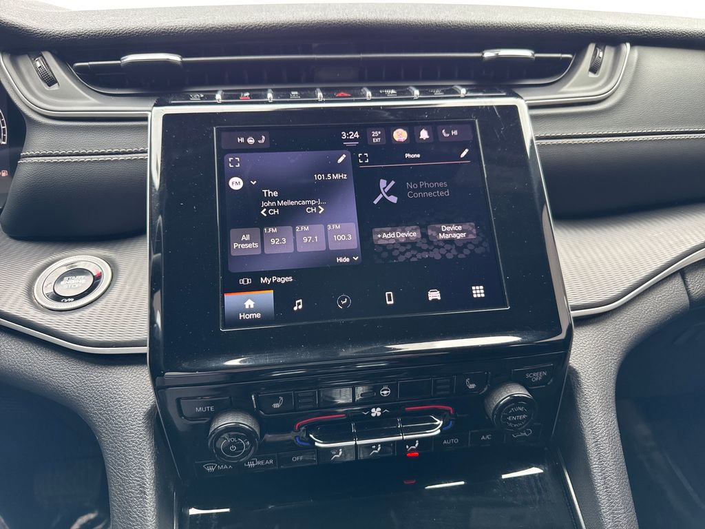 Certified 2024 Jeep Grand Cherokee L Laredo image 23