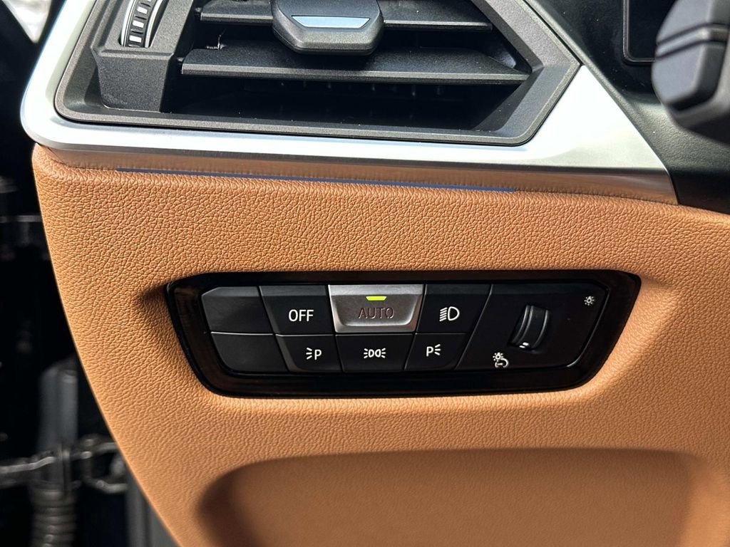 Used 2023 BMW i4 eDrive35 w/ Premium Package image 15