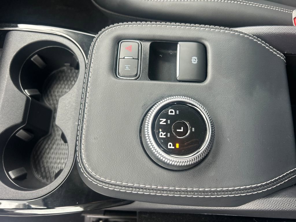 Used 2024 Ford Mustang Mach-E Select image 26