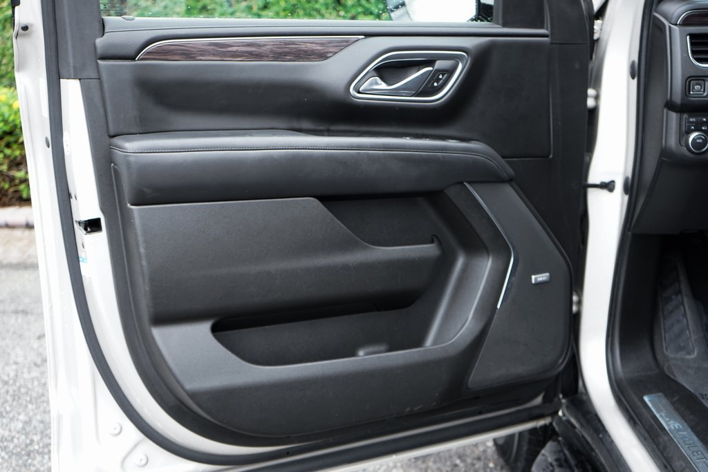 Used 2021 Chevrolet Tahoe LT AWD/4WD image 17