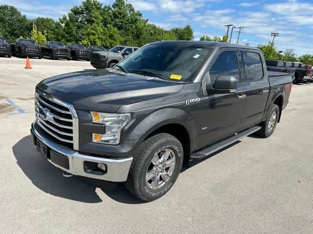 Used 2015 Ford F150 XLT w/ Equipment Group 302A Luxury AWD/4WD image 11