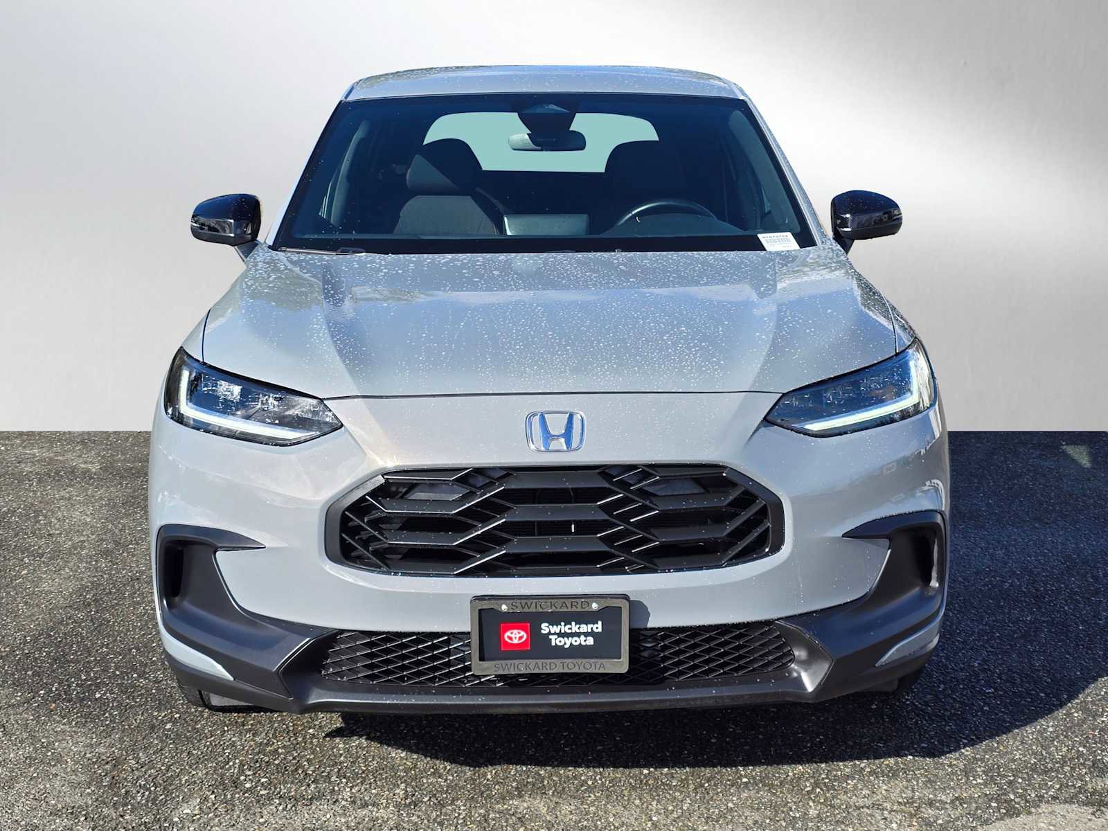 Used 2025 Honda HR-V Sport image 2