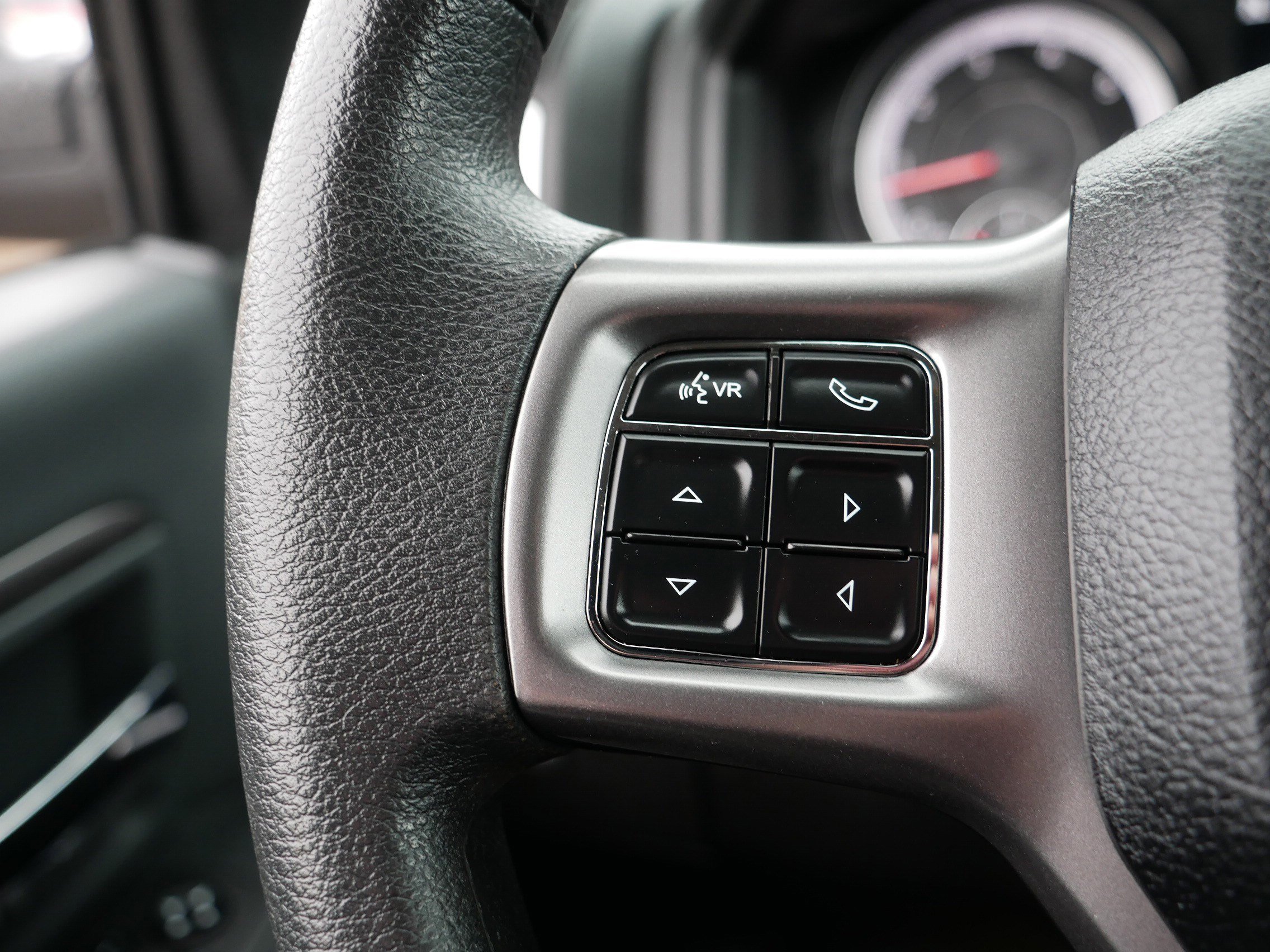 Certified 2024 RAM 1500 Classic SLT image 28