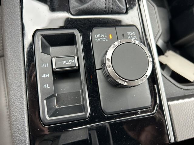 Used 2025 Toyota Sequoia Limited AWD/4WD image 23