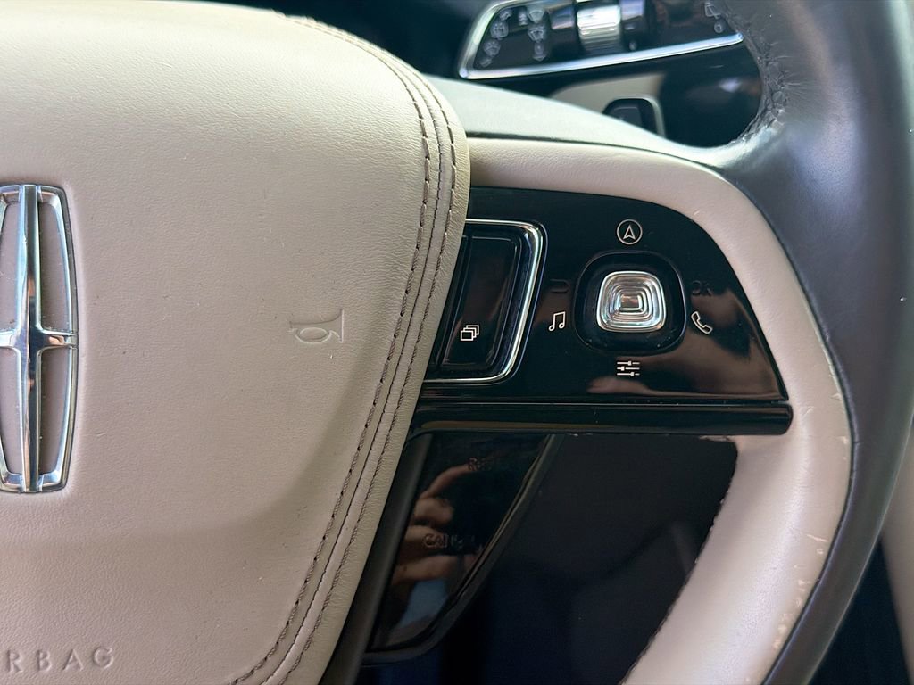 Used 2020 Lincoln Aviator Reserve w/ Elements Package Plus image 41