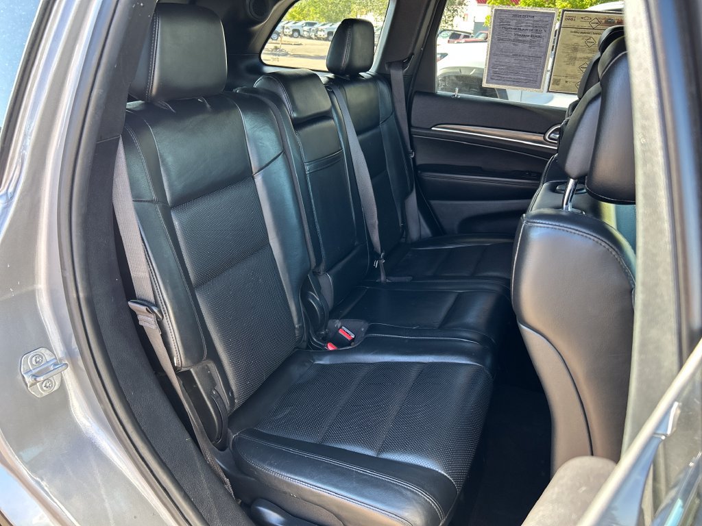 Used 2019 Jeep Grand Cherokee Limited w/ Luxury Group II AWD/4WD image 21