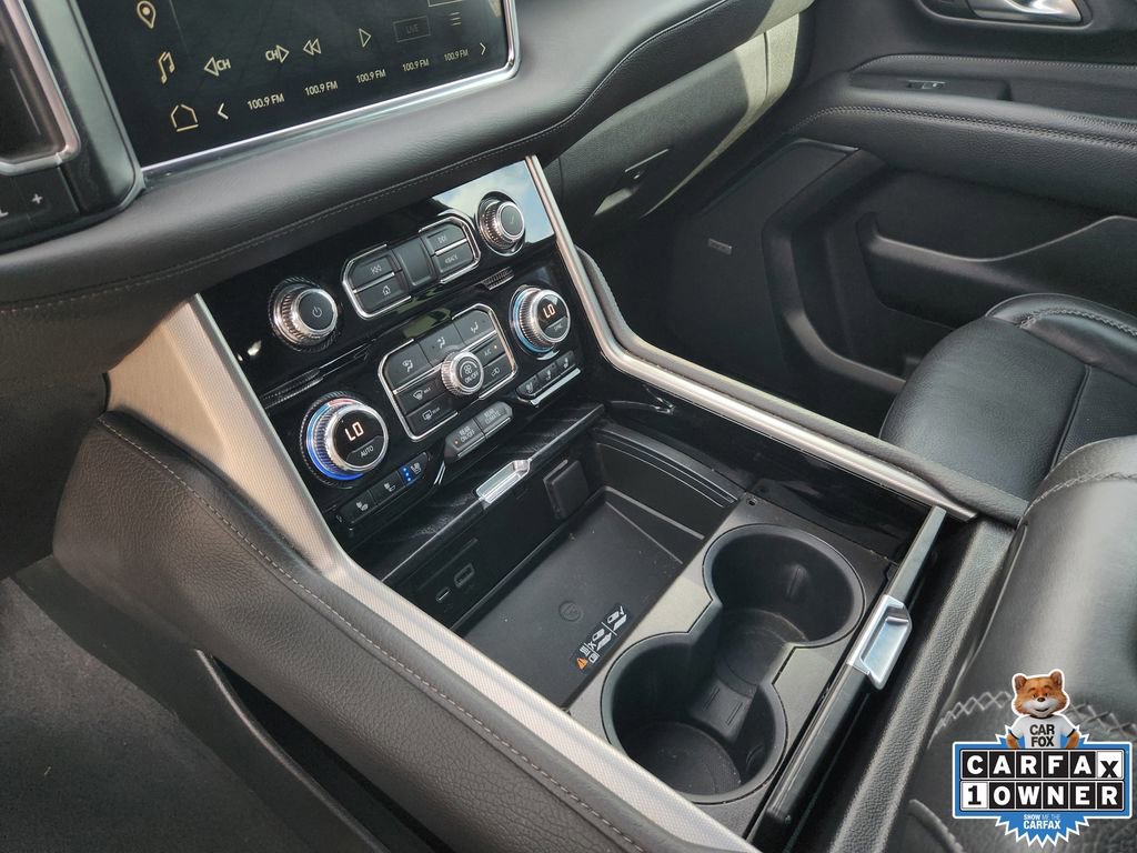Used 2022 GMC Yukon XL Denali w/ Denali Premium Package image 26