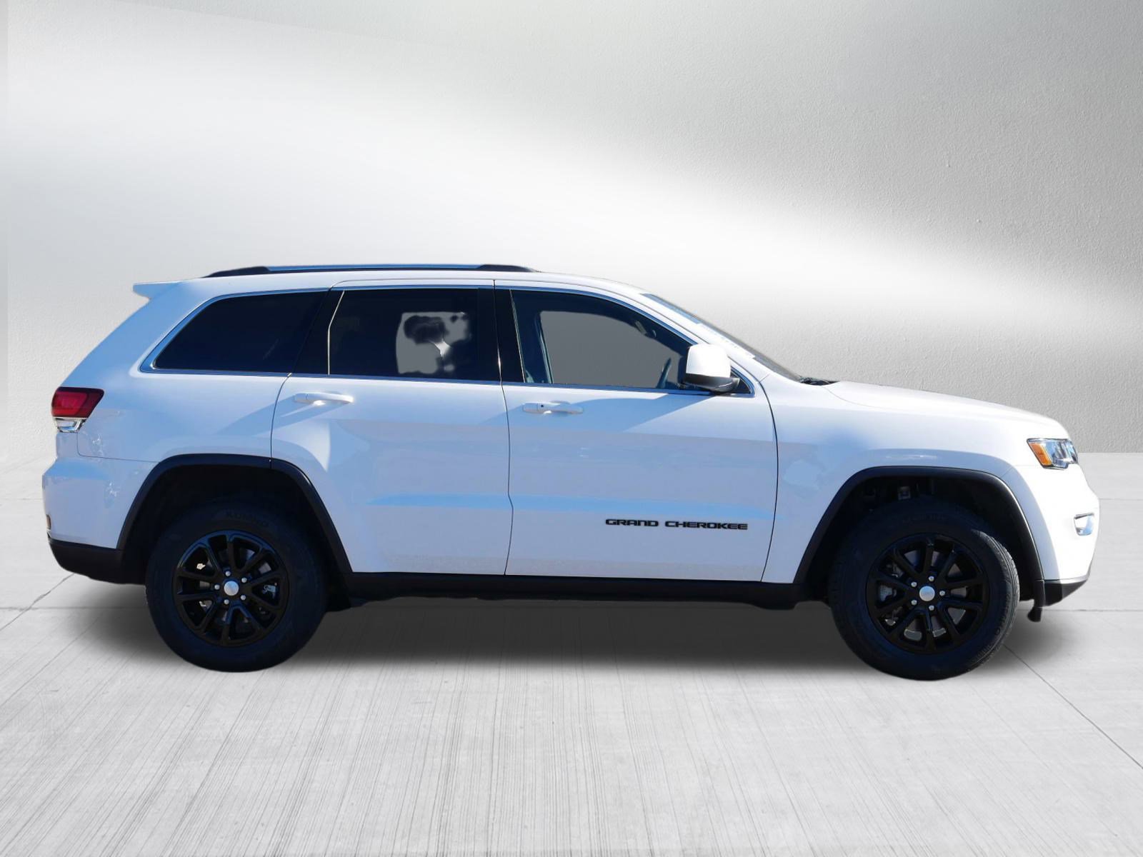 Certified 2021 Jeep Grand Cherokee Laredo w/ Security & Convenience Group image 8