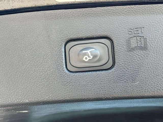 Used 2019 Ford Edge SEL w/ Equipment Group 201A AWD/4WD image 22