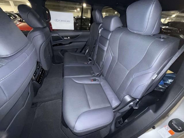 New 2026 Lexus LX 600 4WD w/ Luxury Package image 13