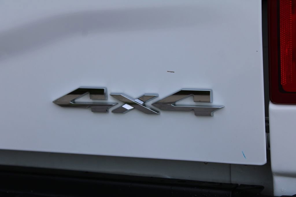 Used 2024 RAM 2500 Laramie AWD/4WD image 16