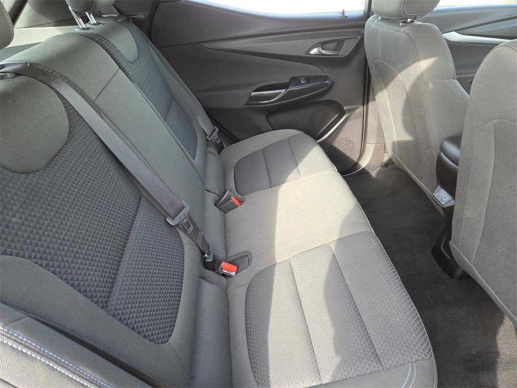 Used 2023 Chevrolet Bolt EUV LT w/ Redline Edition image 16