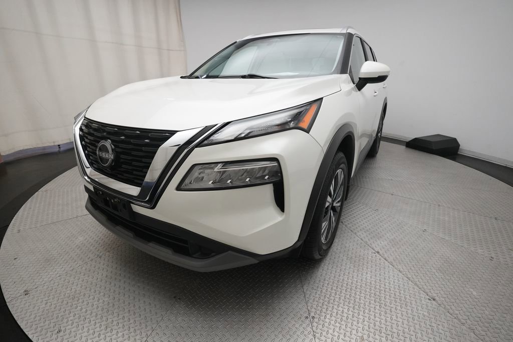 Used 2023 Nissan Rogue SV w/ SV Premium Package AWD/4WD image 12