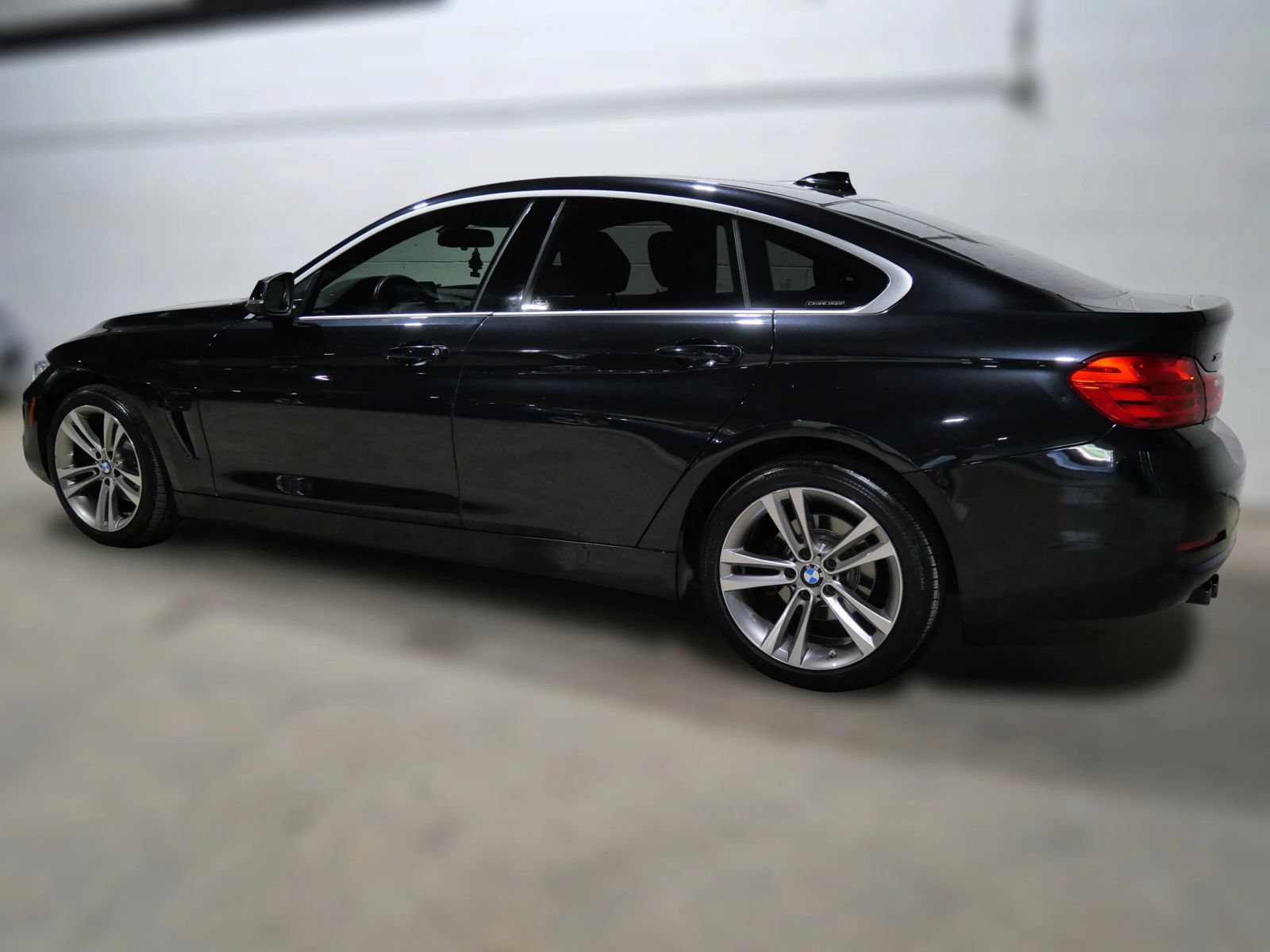 Used 2016 BMW 428i Gran Coupe xDrive AWD/4WD image 4