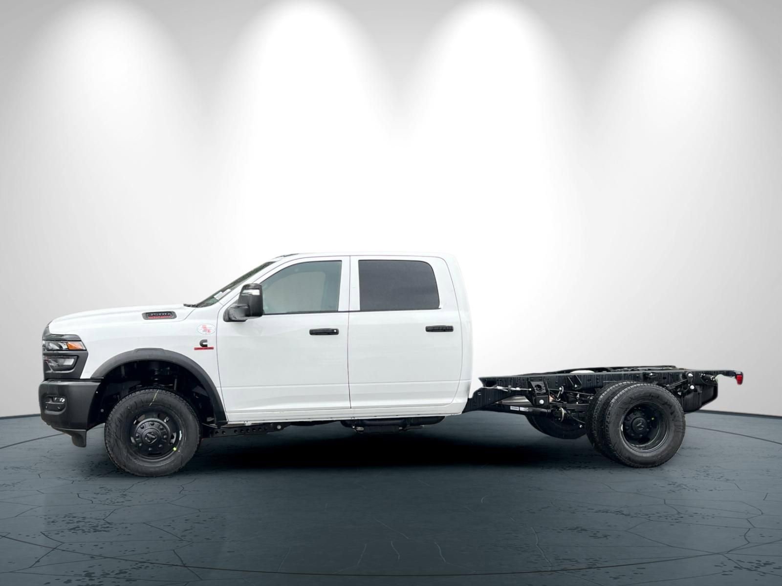 New 2026 RAM 3500 Tradesman AWD/4WD image 7
