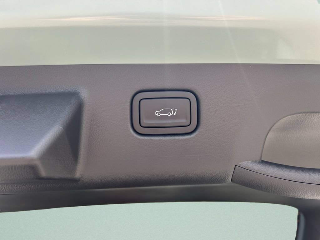 New 2026 Hyundai Kona Limited FWD image 16